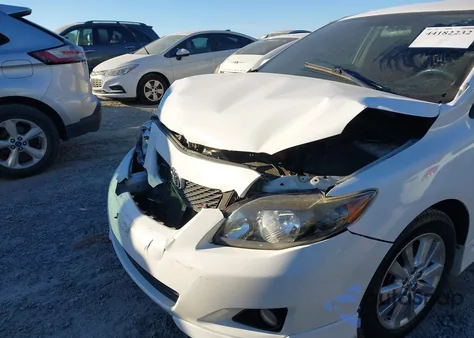 2010 Toyota Corolla S z USA, uszkodzony, nr VIN 2T1BU4EE5AC454728